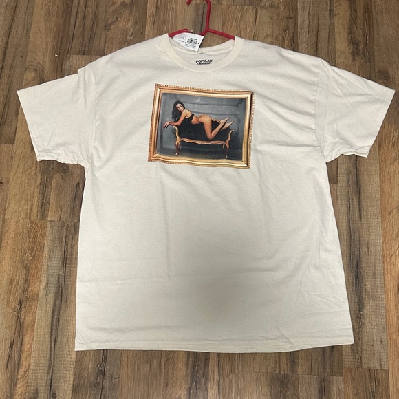 Graphic Tee with Artistic Print - Picture 1 of 3